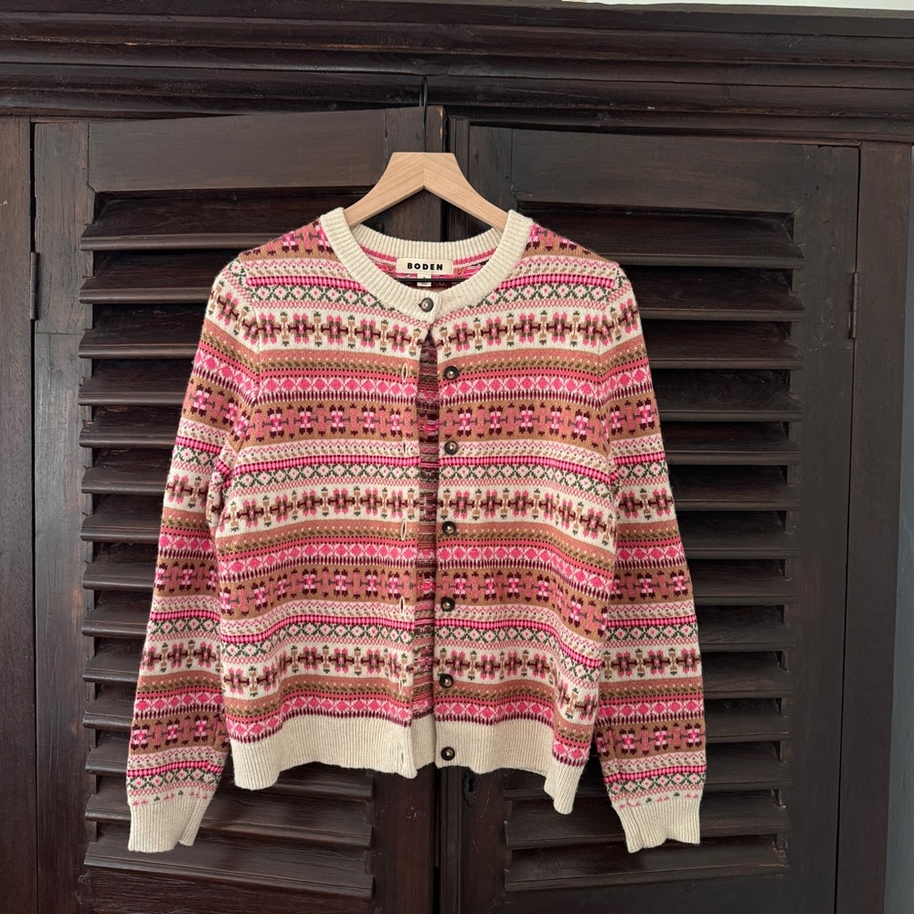 Boden Pink and Cream Patterned Women's Sweater